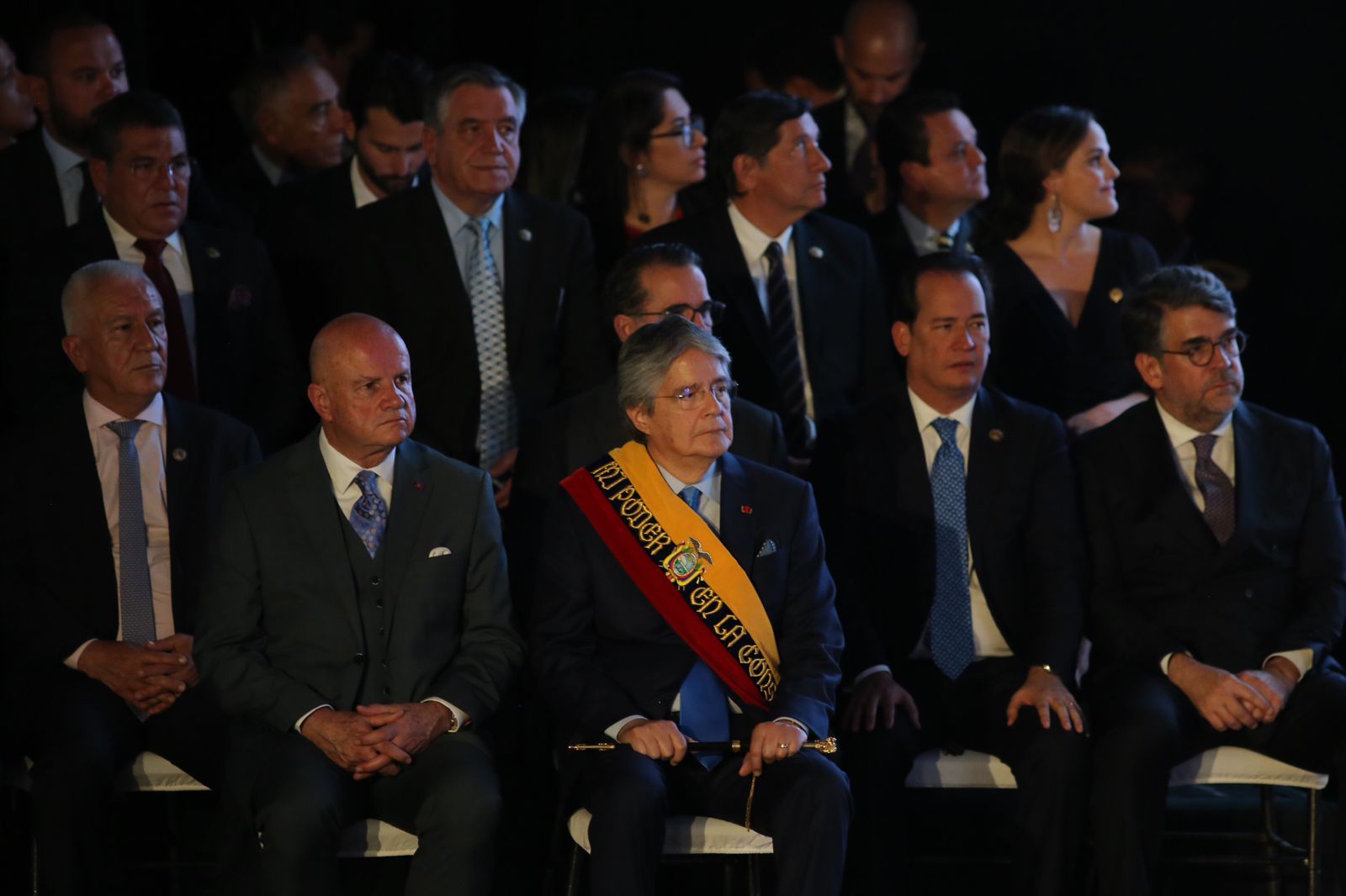El presidente Guillermo Lasso junto al vicepresidente y sus ministros en el Informe a la Nación. Foto: Julio Estrella/EL COMERCIO