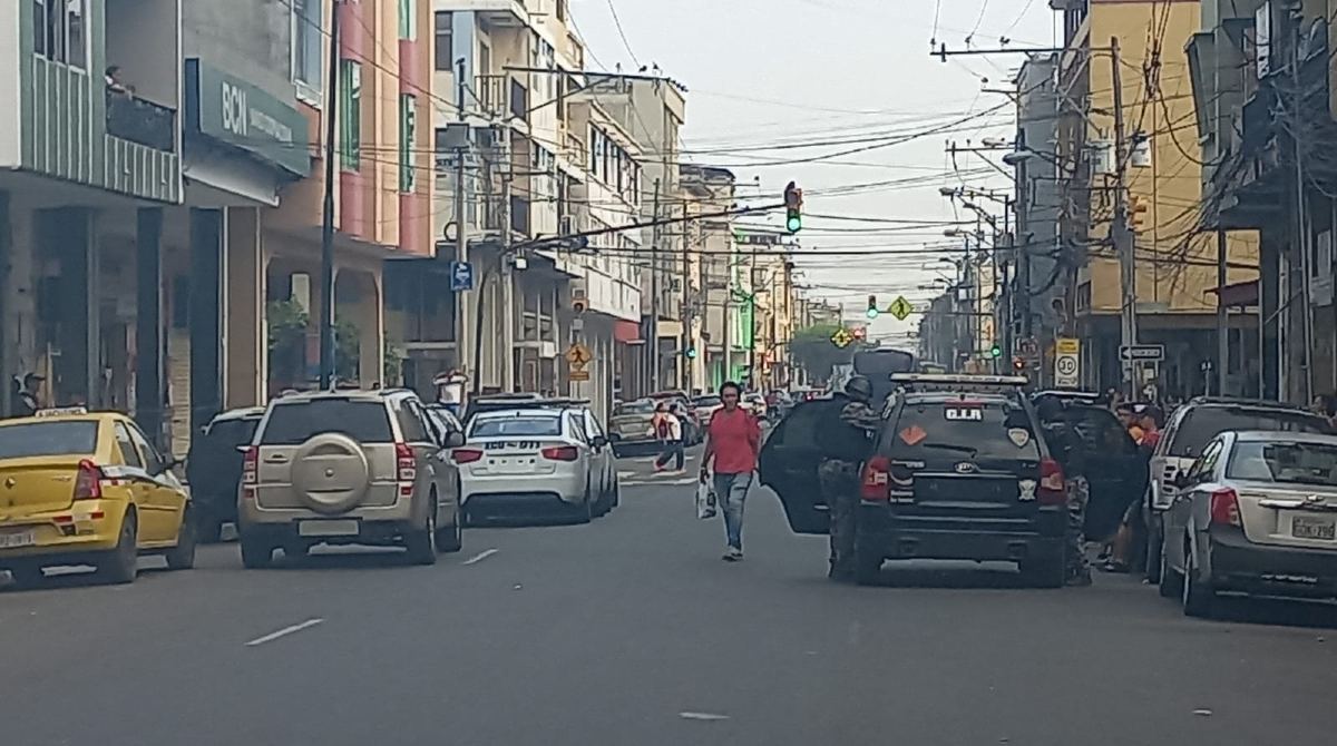 La ATM cerró las calles 6 de Marzo y Alcedo, donde ocurrió el asalto. Foto ATM