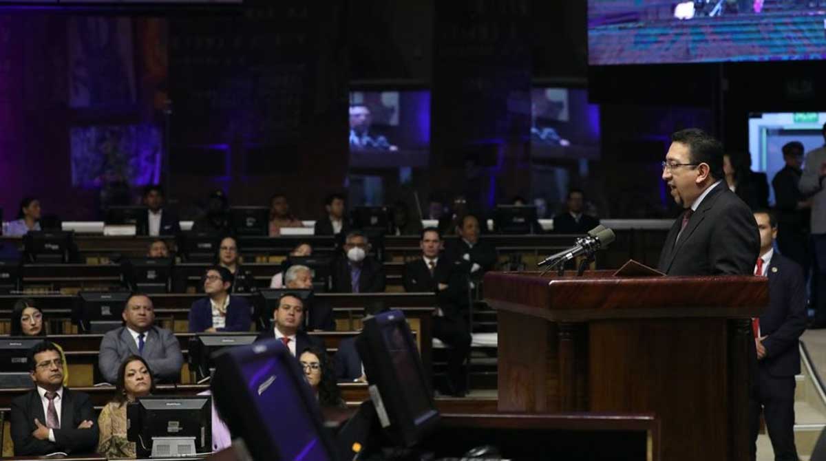 Virgilio Saquicela en el acto de rendición de cuentas de la Asamblea Nacional del periodo 2022. Foto: Twitter @AsambleaEcuador