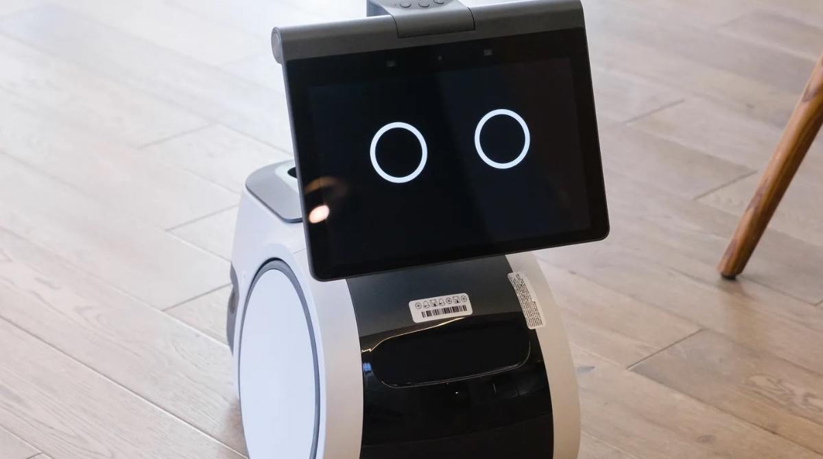El robot doméstico estará disponible a finales de 2023. Foto: Amazon