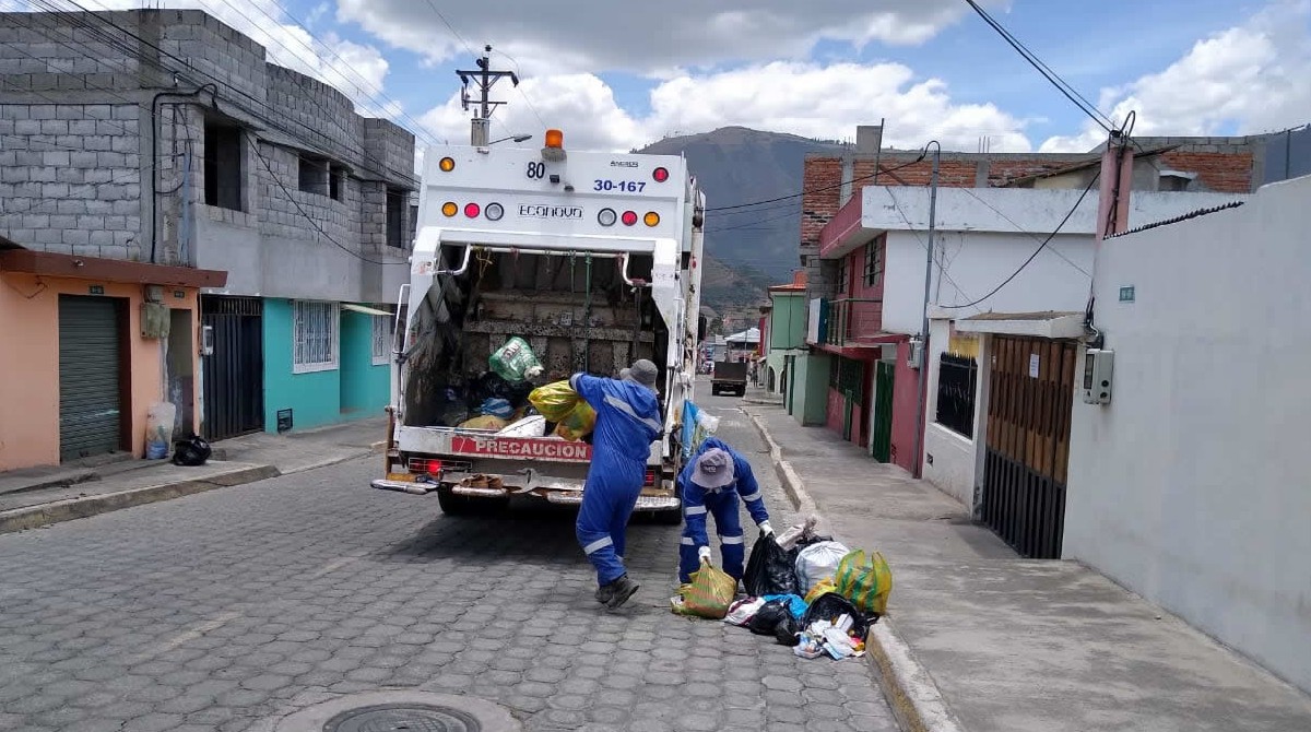 In Quito, nine points where garbage accumulates were identified