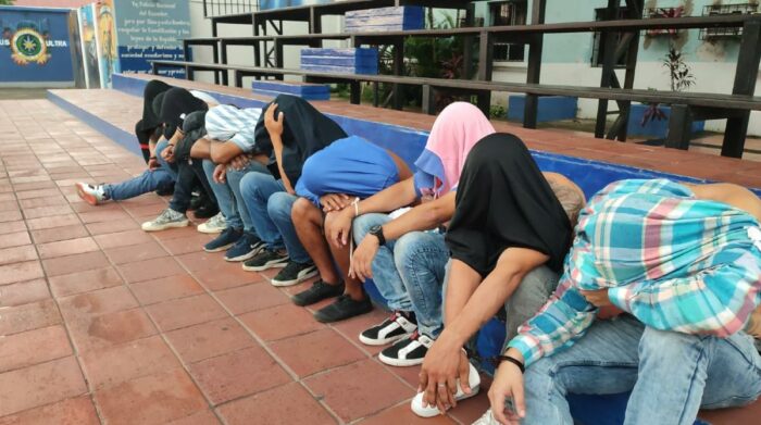 Ocho de los detenidos registran antecedentes penales. Foto: Policía Nacional