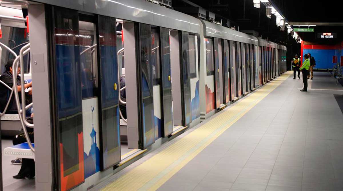 El Metro de Quito ya brinda el servicio con cobro. Foto: Patricio Terán / EL COMERCIO