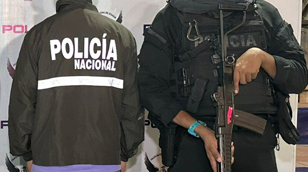 Un miembro de la Policía Nacional falleció en el norte de Guayaquil tras ser atacado a tiros por desconocidos.