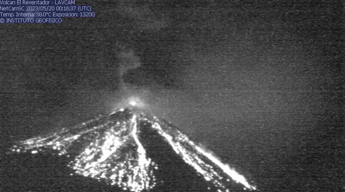 El volcán Reventador está en proceso eruptivo desde el 2022. Foto: Twitter Instituto Geofísico