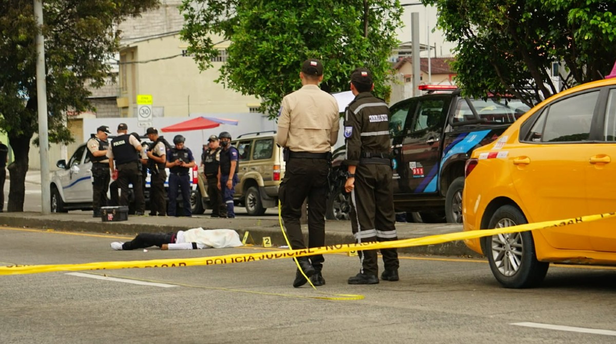 PolicÃ­a abate a presunto sacapintas en Guayaquil