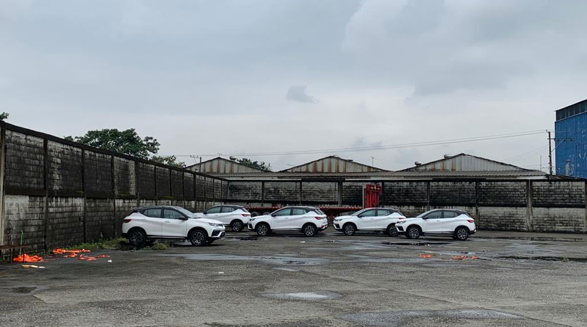 En el patio de los automotores quedó el espacio vacío, luego del robo de los 15 vehículos tipo SUV en Guayaquil. Foto: Cortesía