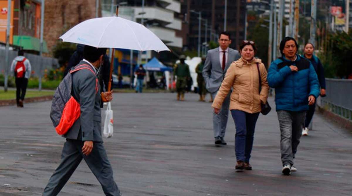 El Inamhi pronostica lluvia para la tarde de este viernes, 9 de junio, en Quito. Foto: Archivo / EL COMERCIO