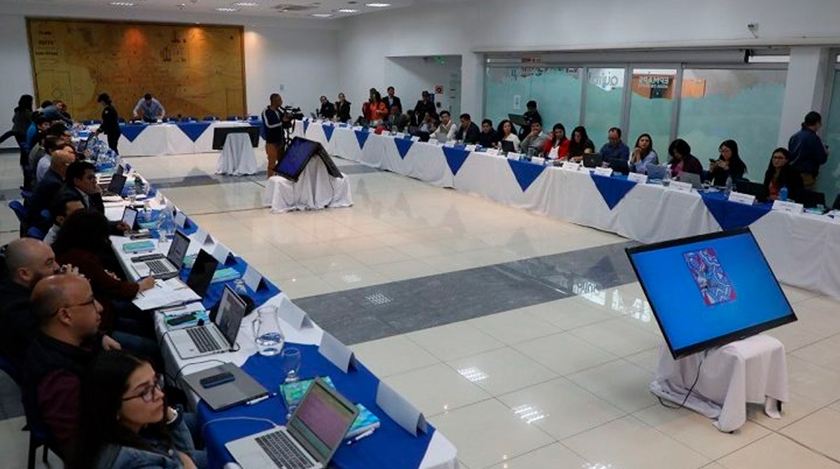 El gabinete conformado por secretarios, gerentes, directores y administradores zonales. Foto: Municipio de Quito