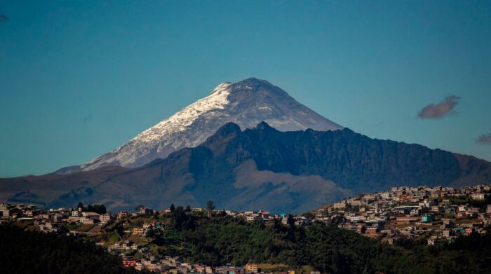 Este evento no corresponde a un incremento de actividad del volcán Cotopaxi. Foto: Carlos Noriega / EL COMERCIO