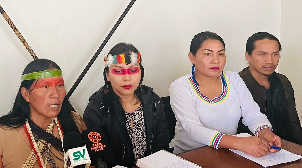 Dirigentes indígenas de la Amazonía solicitan respaldo a la consulta por el Yasuní. Foto: Confeniae