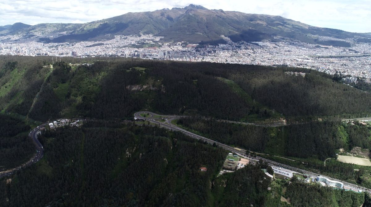 El objetivo es reducir el tiempo de traslado entre Cumbayá, Tumbaco y Quito. Diego Pallero / EL COMERCIO