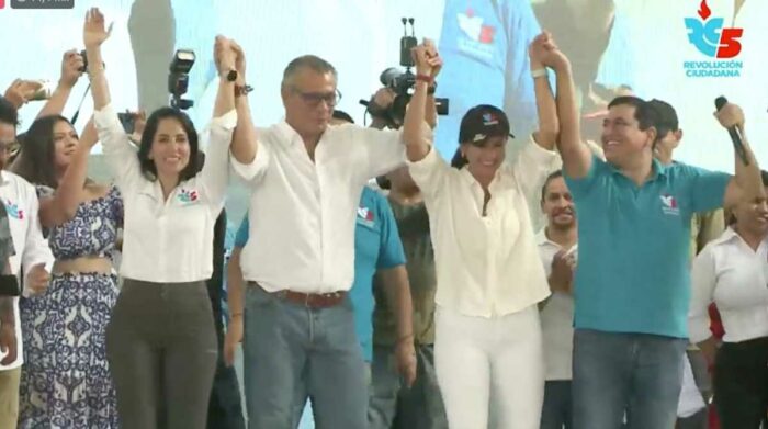 Este sábado fueron anunciados como candidatos a la presidencia a Luisa González y Andrés Arauz. Foto: Cortesía