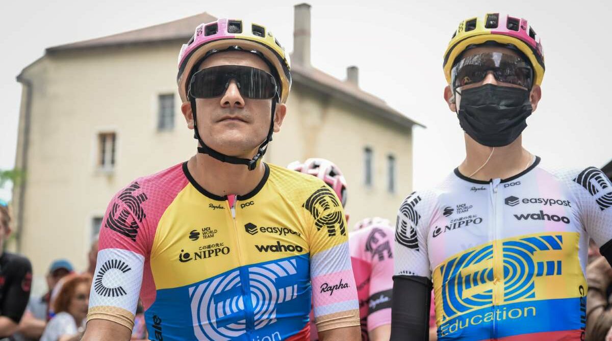 Richard Carapaz y Esteban Chaves comparten equipo en el Tour de Francia 2023. Foto: @EFprocycling