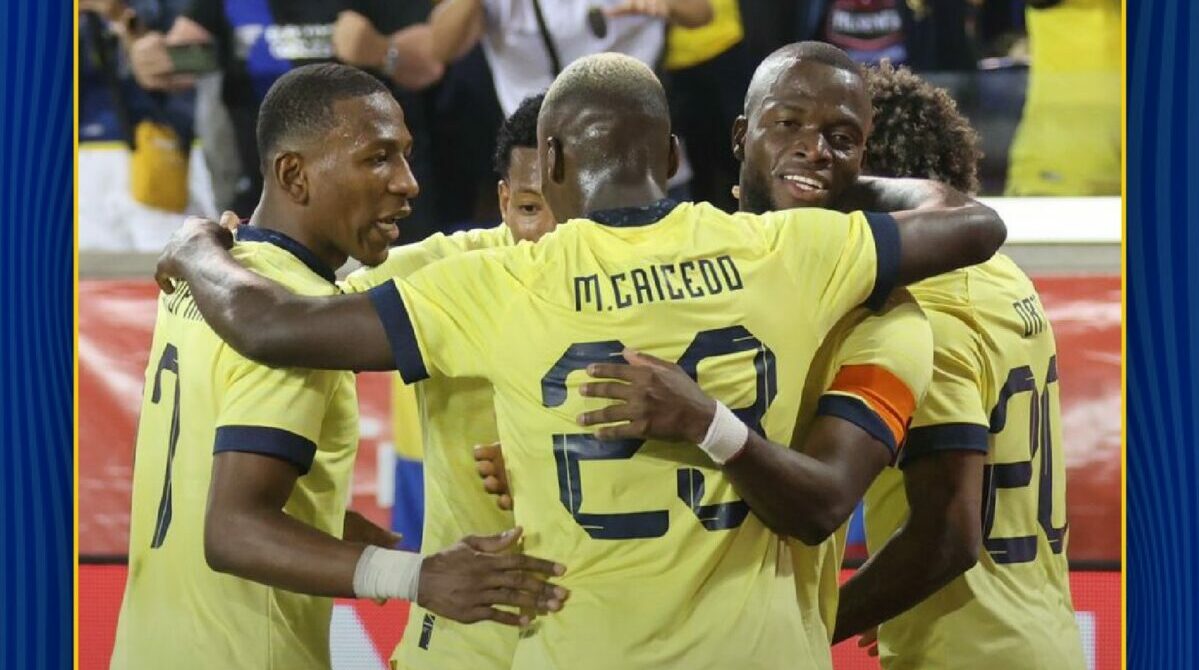 Los jugadores de la Selección de Ecuador festejan el gol de Énner Valencia ante Bolivia, el 17 de junio del 2023. Foto: La Tri