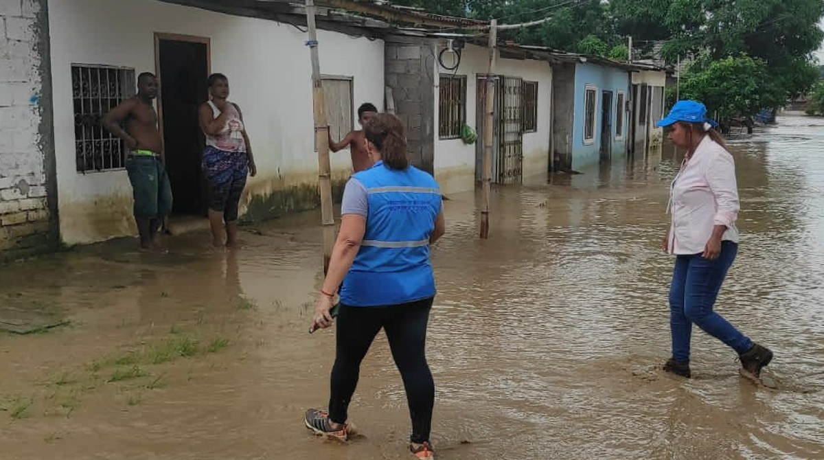 En Guayaquil se habilitaron dos puntos para recolectar donativos para las personas que resultaron afectadas por el temporal en Esmeraldas. Foto cortesía MIES