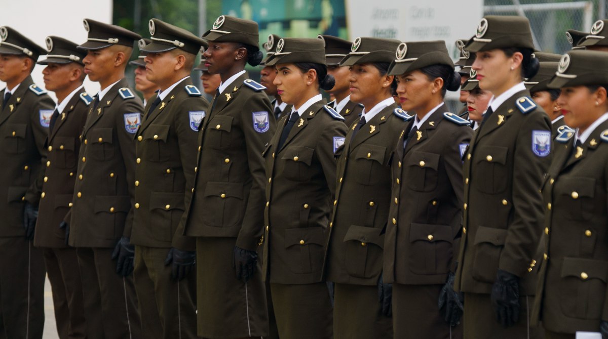 418 policías hombres y 171 mujeres arribaron a Guayaquil. Foto: Policía Nacional