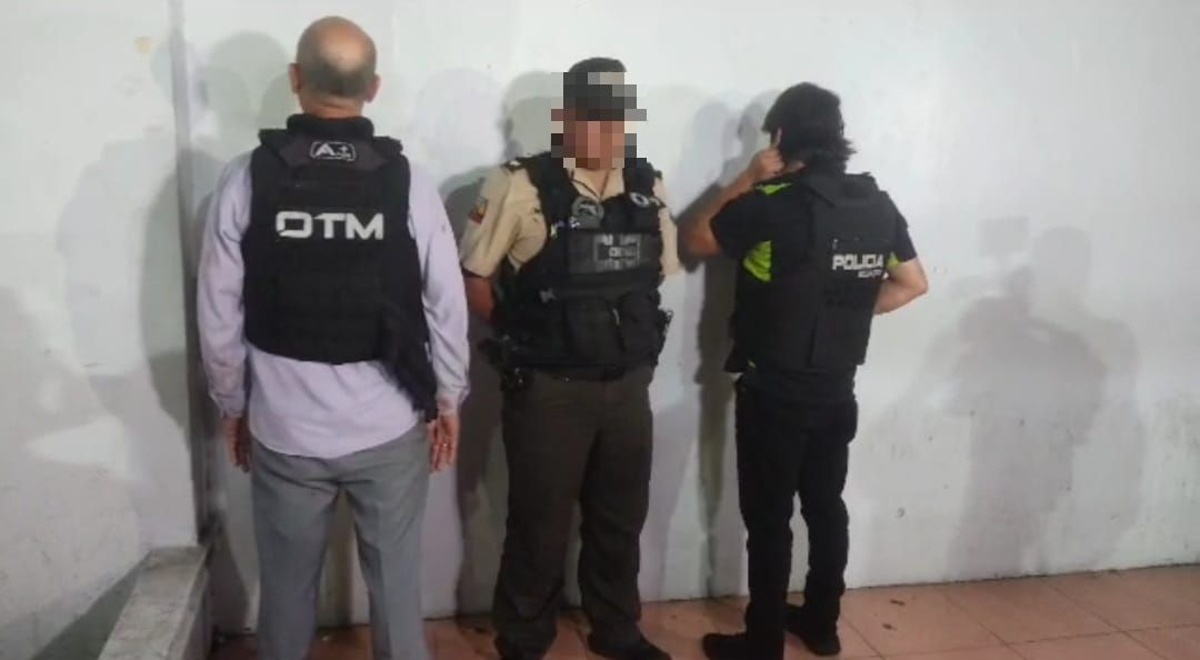 Dos ciudadanos estaban retenidos en una vivienda en el sur de Guayaquil. Foto: Policía Nacional