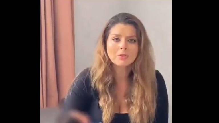 La comunicadora ecuatoriana Verónica Ibarra hizo pública su denuncia a través de un video. Foto. Captura