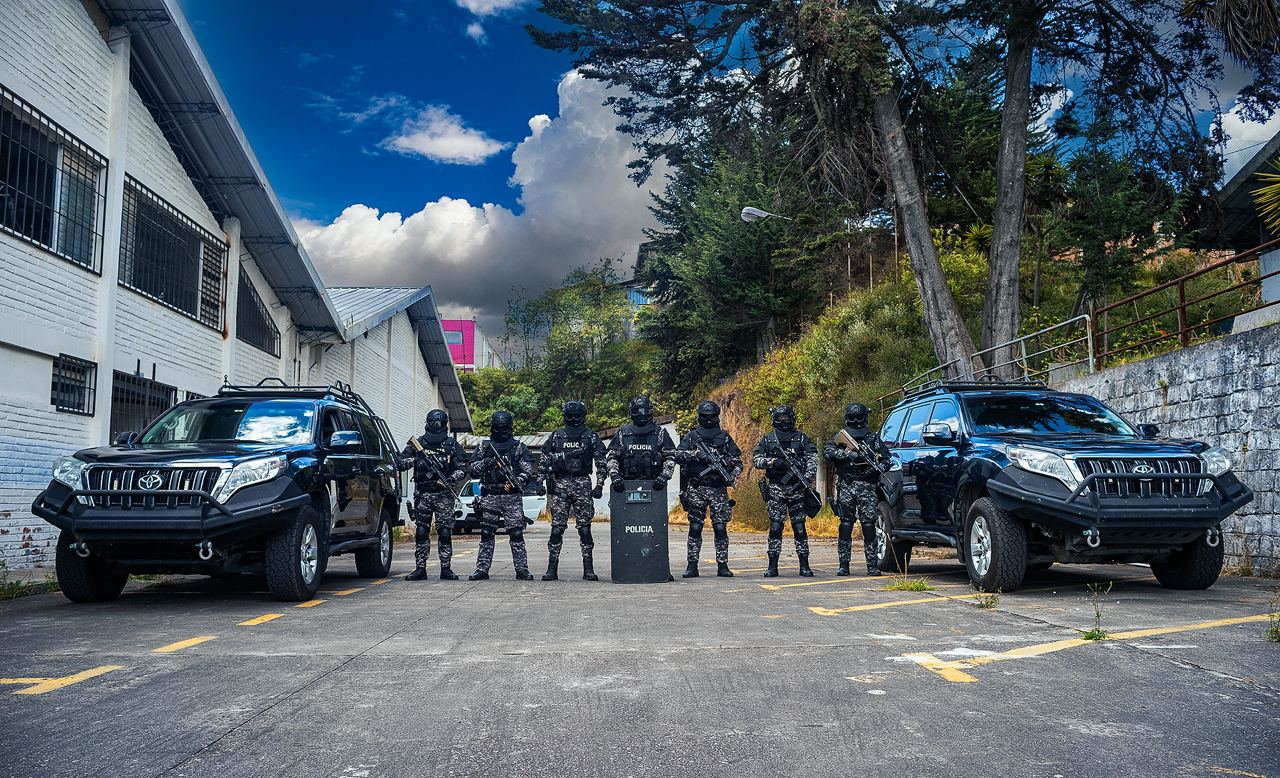 Equipos de inteligencia y tácticos de la Policía brindan seguridad a los binomios presidenciales. Foto: Ministerio del Interior