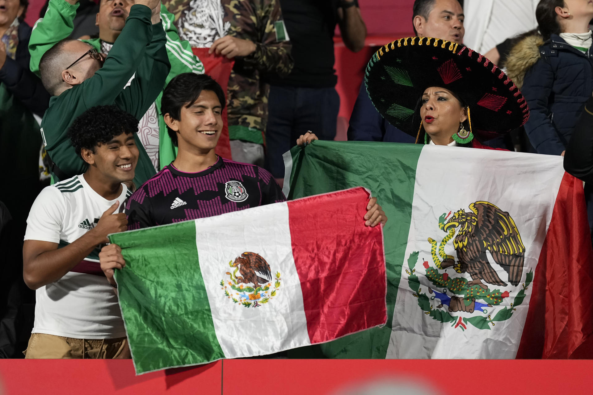 Aficionados de México en uno de los partidos de la Copa Oro. Imagen referencial: Agencia EFE