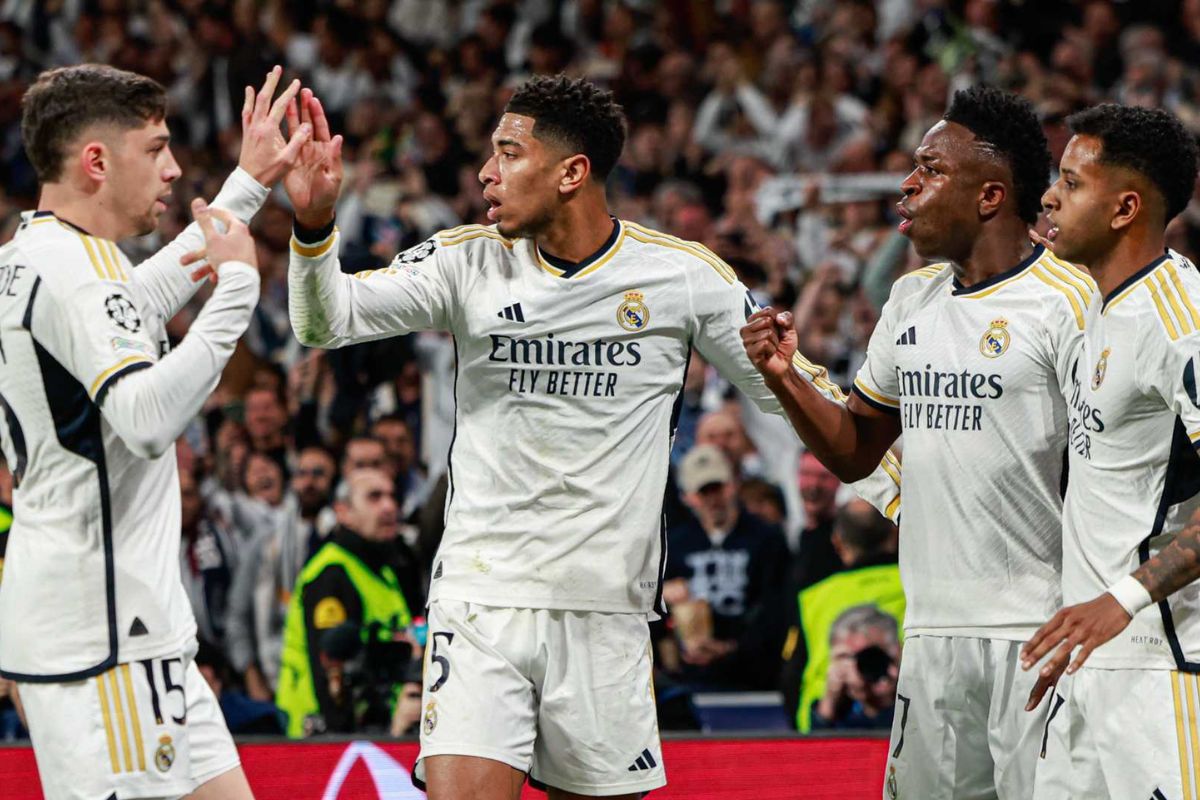 Jugadores del Real Madrid celebran uno de sus goles ante el Manchester City en la UEFA Champions League.