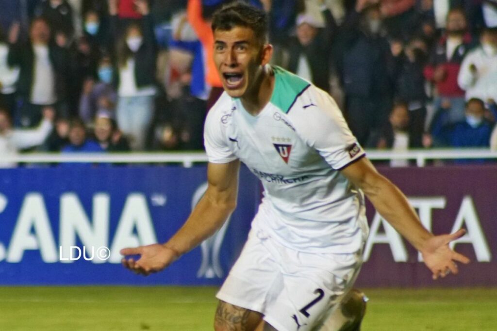 Zaid Romero celebrando su único gol con la camiseta de Liga de Quito. 
