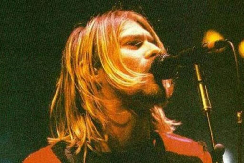 Kurt Cobain, líder de Nirvana, fue un ícono del rock marcado por su talento musical, lucha contra las adicciones y trágica muerte. Foto: Facebook / Kurt Cobain.