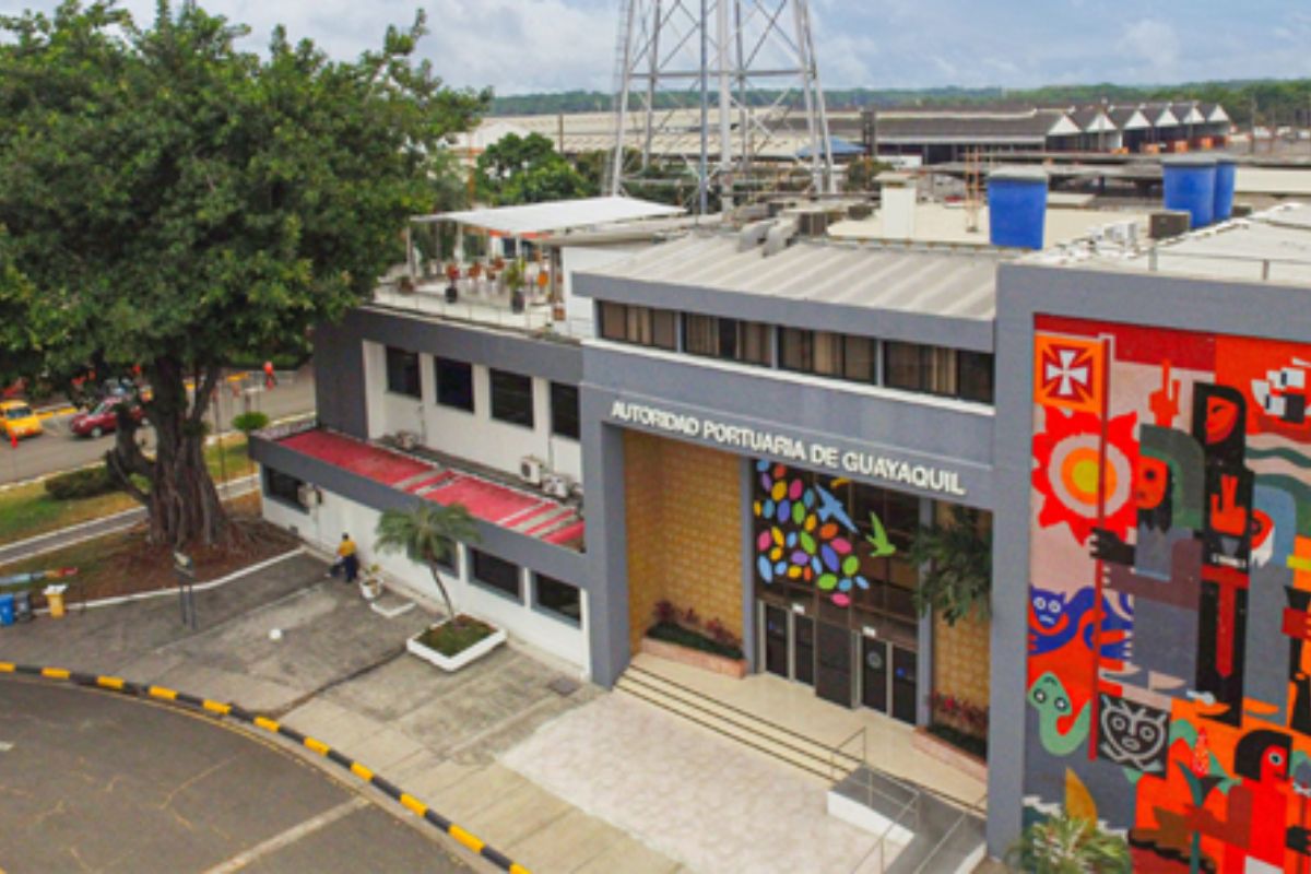 Edificio Autoridad Portuaria de Guayaquil. Foto: APG