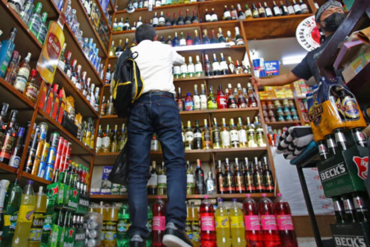 Corte de Justicia deroga el Decreto Ejecutivo 645, que reducía impuesto a bebidas alcohólicas. Foto: Archivo/ EL COMERCIO
