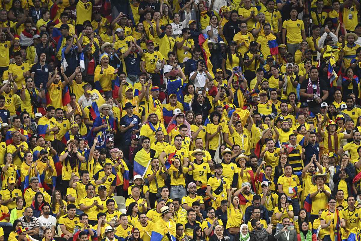 Aficionados de Ecuador en el Mundial Qatar 2022.