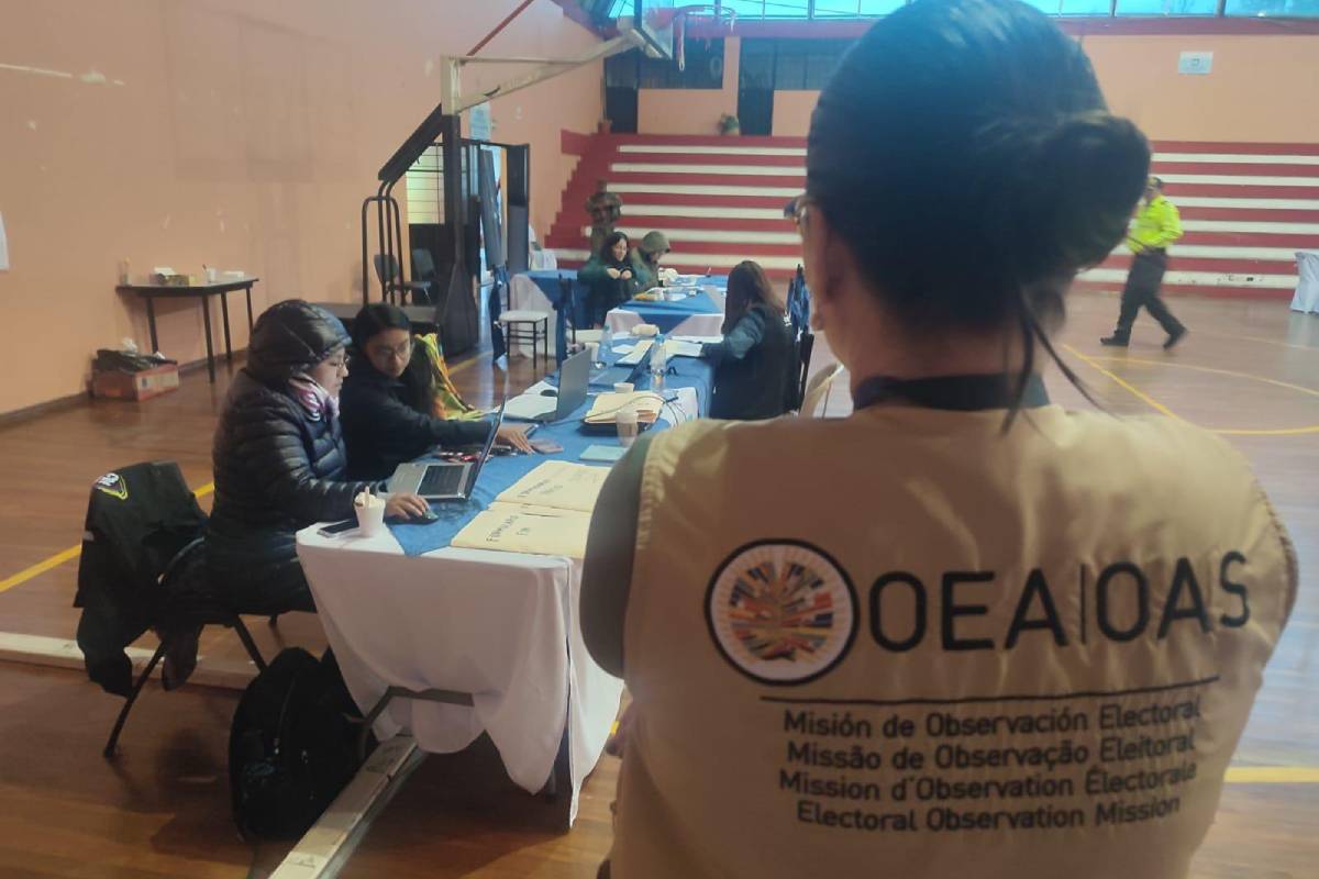 Misión de la OEA está desplegada en todo el Ecuador para observar las votaciones de la Consulta Popular y Referendo de este 21 de abril del 2024. Foto: Cortesía OEA