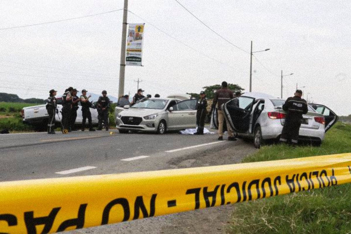 Dos policías y un civil fueron asesinados en Guayas. Foto: X Fiscalía