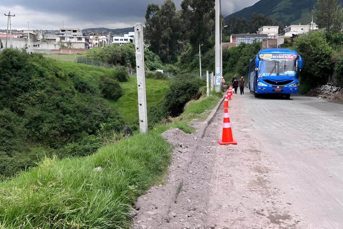 La ordenanza agilizará los procesos de regularización y titularización de los barrios. Foto: Municipio de Quito