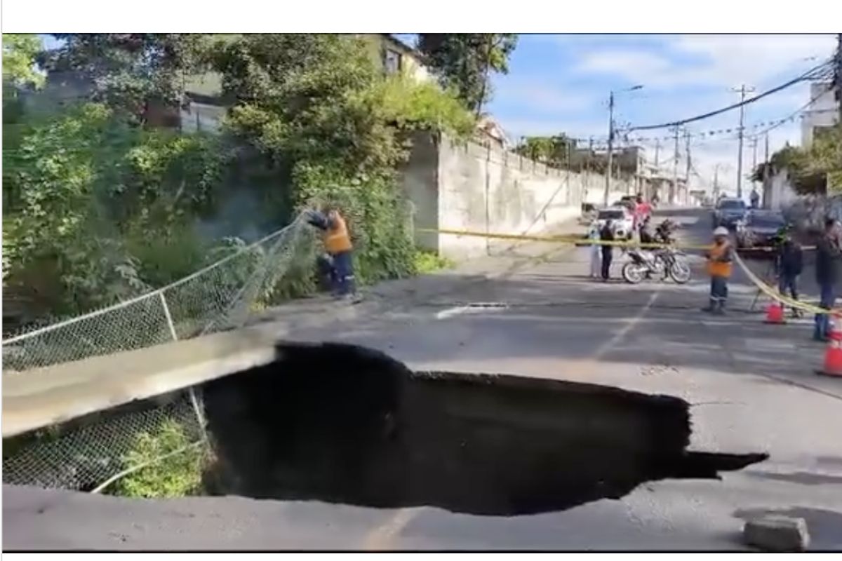 El colapso de la vía se registró esta madrugada. Foto: Captura de pantalla video RTS