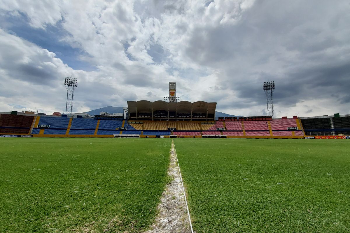 La remodelación del Estadio Olímpico Atahualpa no tiene fecha. Foto: X @Conmebol.