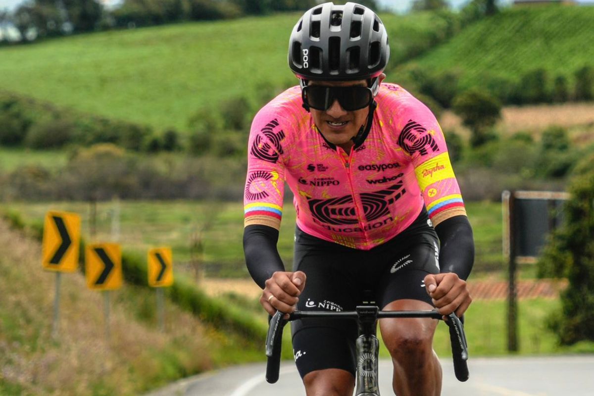 Richard Carapaz, ciclista ecuatoriano que competirá en el Tour de Francia y busca también acudir a París 2024.