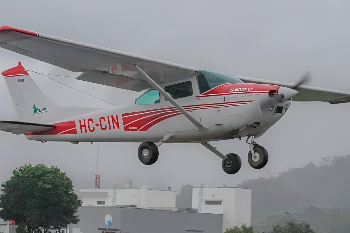 La avioneta pertenece a la empresa de transportes AeroSangay