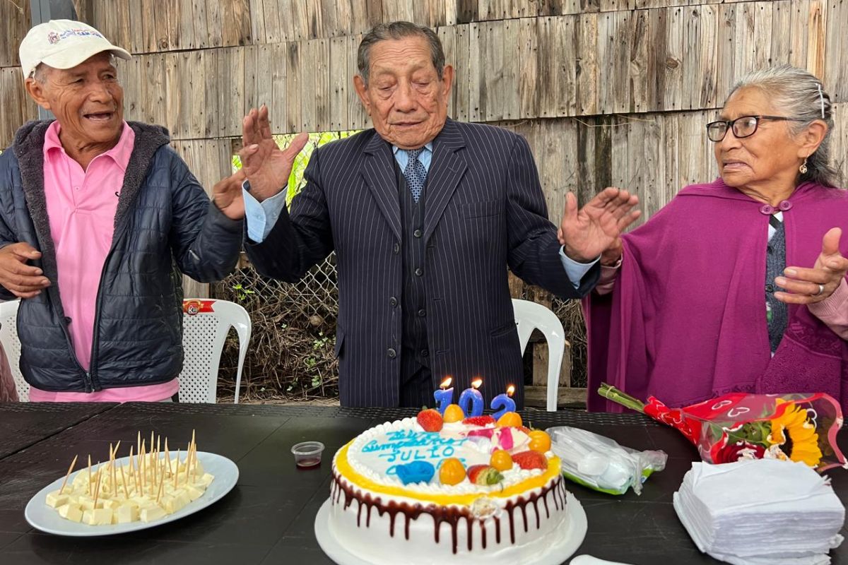 Julio César Castellanos tiene 102 años y vive en Cumbayá. Foto: Ana Guerrero/El Comercio