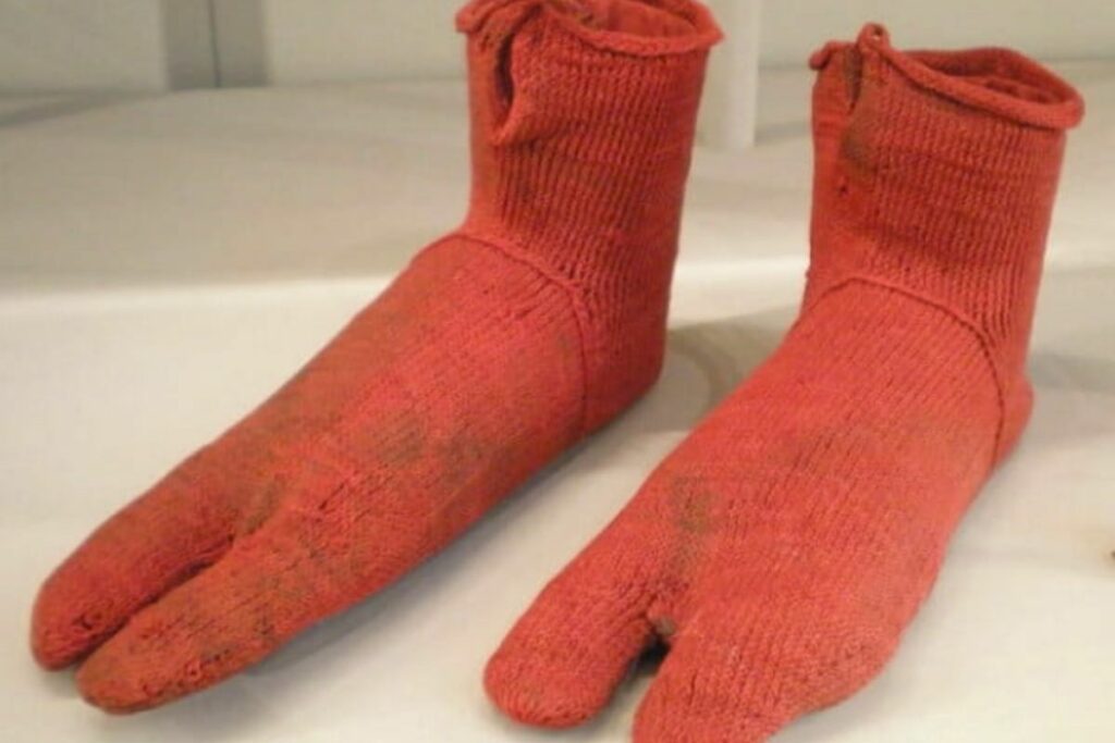 Con una historia que se remonta siglos atrás y cuya palabra proviene del latín ‘calcea’, datan desde el año 256 en Egipto. Foto: Socks Market.