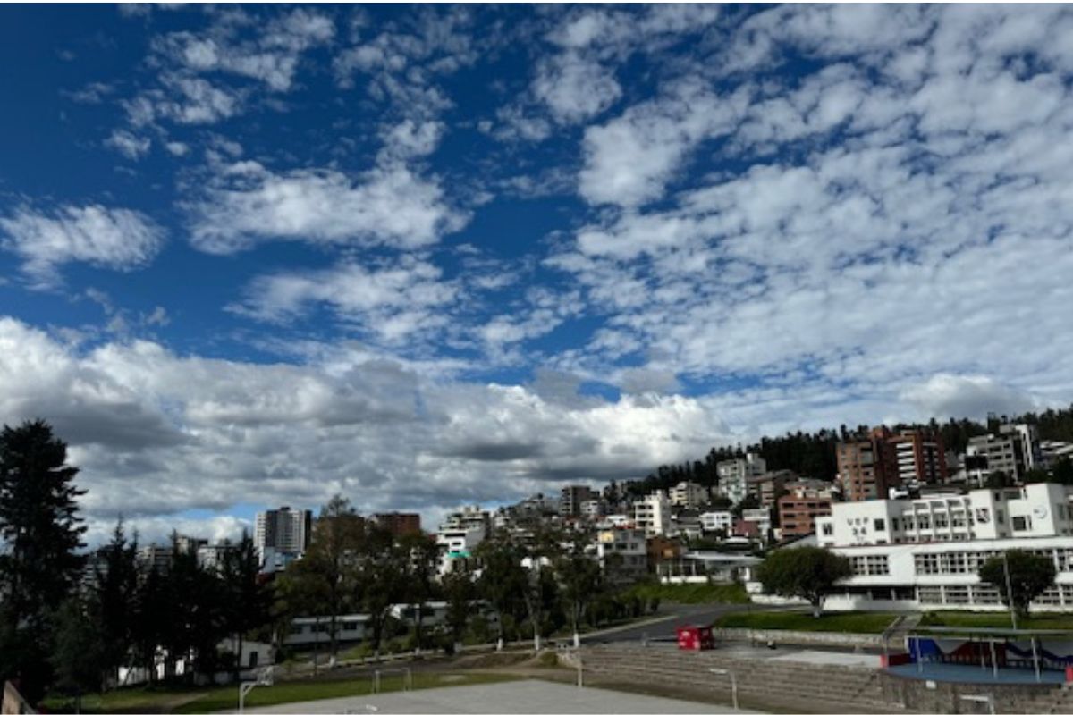 Los días soleados en Quito están acompañados de altas temperaturas y radiación solar, sobre todo hasta el mediodía. Foto: Betty Jumbo Román / EL COMERCIO