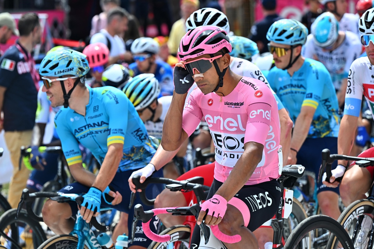 Jonatan Narváez en el inicio de la segunda etapa del Giro de Italia. Foto: Agencia EFE