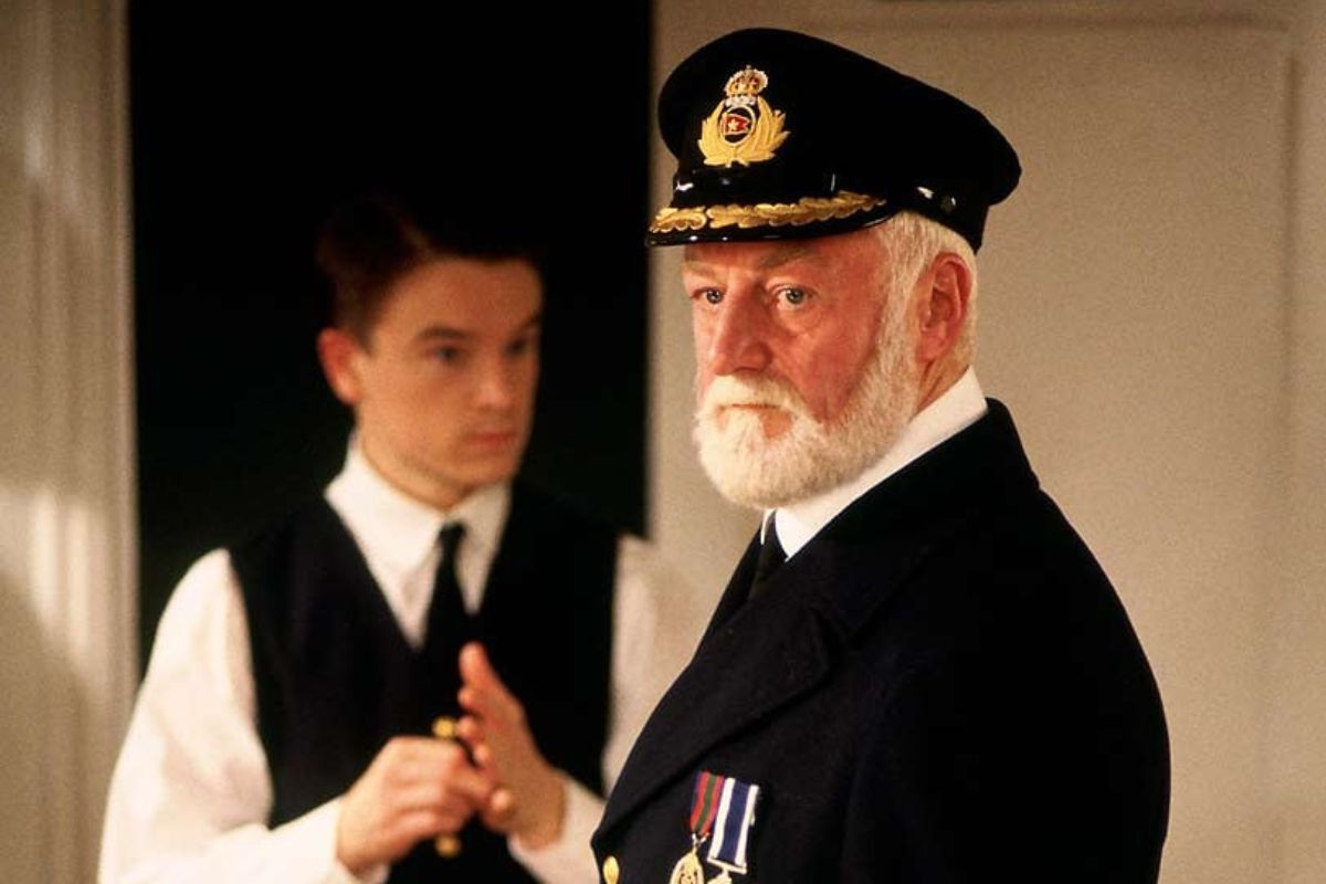 Bernard Hill encarnó al valiente capitán del 'Titanic', Edward Smith, bajo la dirección de James Cameron. Foto: Facebook